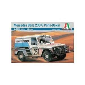  3692 1/24 Mercedes Benz 230 G Paris Dakar Toys & Games