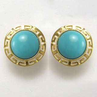 Classic earrings to wear every day or for an evening out. Beautiful 