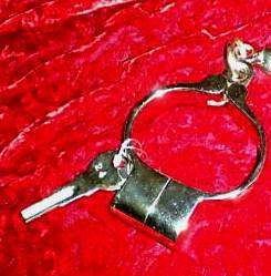   Plated Locking Hamburg 8 Handcuff with Swivel Connector and Key 1288