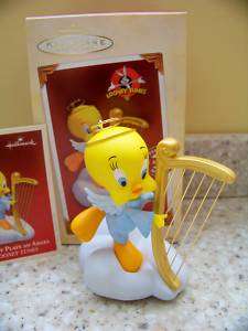 Hallmark 2005 Looney Tunes Tweety Plays an Angel Harp  