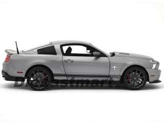 SHELBY COLLECTIBLES 118 2011 FORD SHELBY GT500 SUPER SNAKE DIECAST 