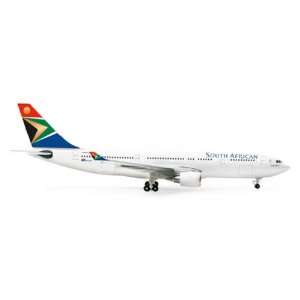    Herpa Wings South African A330 200 Model Airplane 