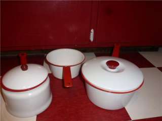 Red & White Enamelware Pots w/ Lids 3qt, 2qt & 1 1/2qt  