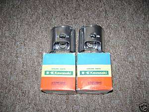 KAWASAKI JS440 JS 440 PISTON SET GENUINE OEM 77 92  