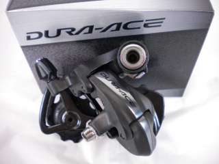 Strong, sleek and innovative, the new Dura Ace 7900 rear derailleur 