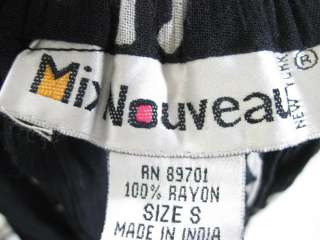 MIX NOUVEAU Black White Printed Pleated Skirt Sz Small  