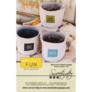  Make Life Fun Bucket Tote pattern by Sweetwater 