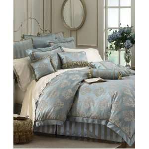Waterford Dunloe Comforter, Queen Blue Ice:  Home 