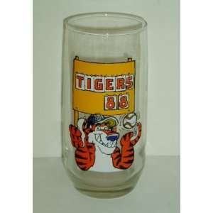  Vintage Detroit Tigers 88 Baseball Burger King Glass 