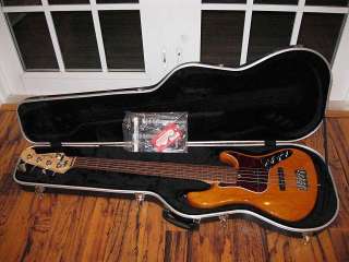 2006 60th Anniversary USA American Fender Jazz Bass Deluxe V 5 String 
