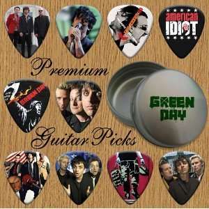  Green Day 10 Premium Guitar Picks In Tin (0) Musical 