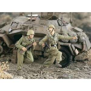    Afrika Korps Running WWII 2 Figures 1 35 Verlinden: Toys & Games