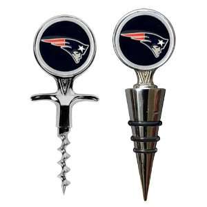 New England Patriots Cork Screw And Wine Bottle Topper Set 