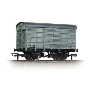 com Bachmann 38 081B 12 Ton Southern 2+2 Planked Ventilated Van Br(M 