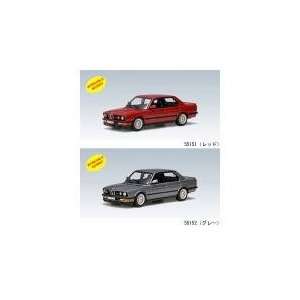  1987 BMW M5 Red Diecast Model Car 1/43 Autoart: Toys 