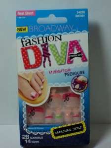 Broadway Fashion Diva 28 Toe Nails 14 sizes Real Short  