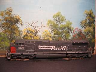 ATHEARN HO SCALE #4906 C44 9W SOUTHERN PACIFIC #8125  