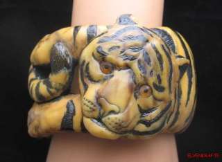   Bakelite Bangle Running Tiger Bracelet Cat Feline Catalin Brad Elfrink