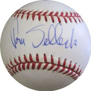  Tom Selleck Autographed Baseball   Sports Memorabilia 