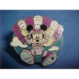    Disney Pin/Hidden Mickey Minnie Para Sailing Pin: Everything Else