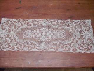 Antique vintage 8 handmade guipure lace table mat set & runner  