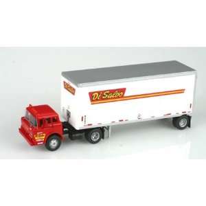  HO RTR Ford C w/28 Wedge Trailer, Disalvo Toys & Games