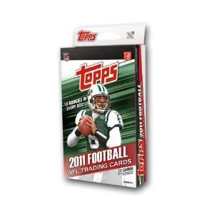  2011 Topps NFL Hangar Box (72 Cards): Sports & Outdoors