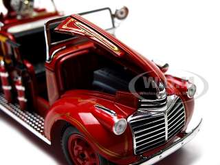   model of 1941 GMC Fire Engine die cast car by Signature Models