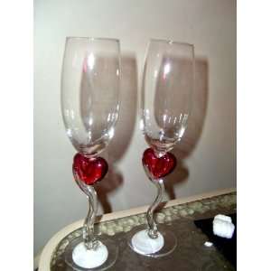 RED HEART CHAMPAGNE GLASSES   SET OF 2   ANY OCCASSION  