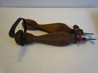 OLD ANTIQUES ICE SKATES  