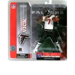    NFL Series 7  Michael Vick Action Figure [Toy] Toys & Games