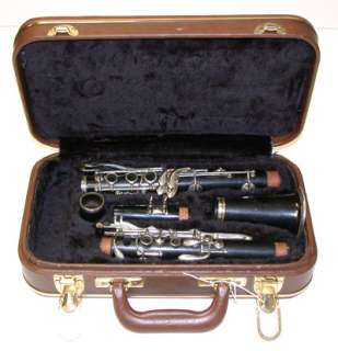 La Voci Di Qualita Wooden Clarinet  Italian  