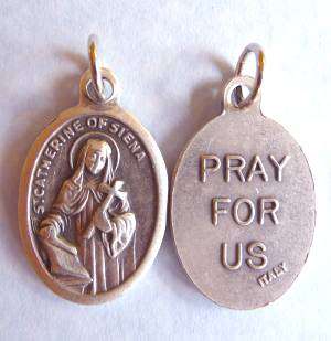 You are buying 1x St Catherine Catholic Religious Patron Saint Medal 