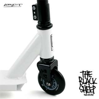   360 PROFESSIONAL FREESTYLE STUNT SCOOTER 2012 WHITE/BLACK NEW  