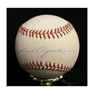 Luis Aparicio Autographed Baseball   Autographed Baseballs