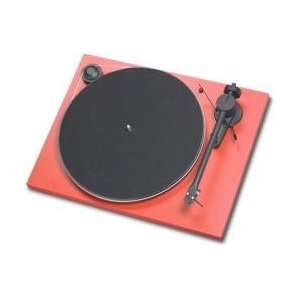 Pro Ject Essential Turntable with USB output & factory fitted Ortofon 